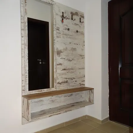 Apartment Lora Boutique Pomorie