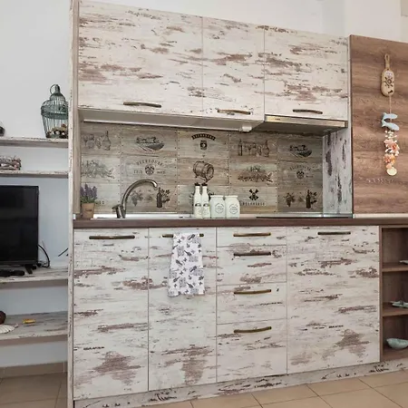 Lora Boutique Apartment *