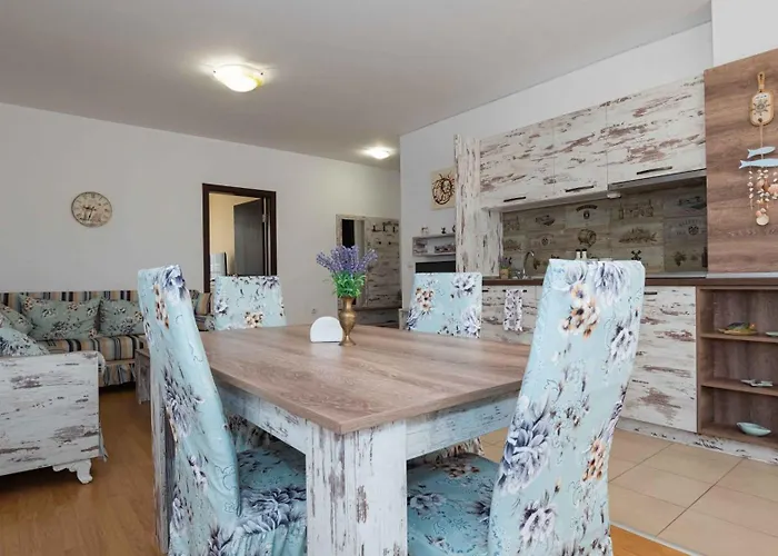 Lora Boutique Lägenhet *