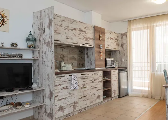 Lora Boutique Lägenhet Pomorie